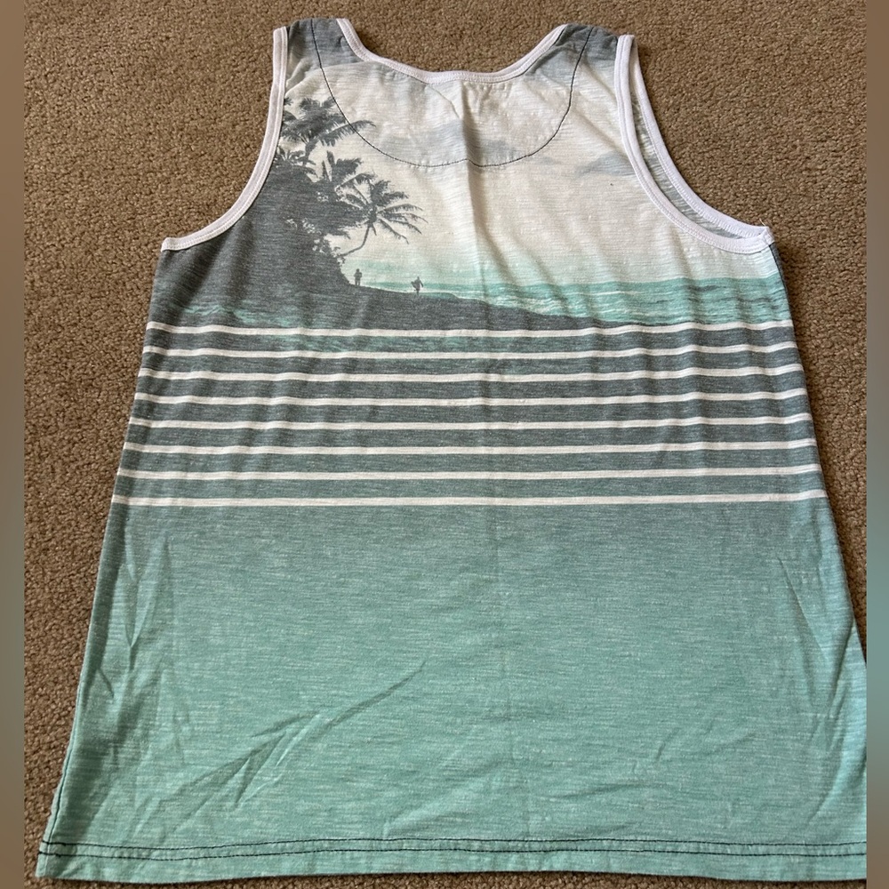 Lot of 2 Tropical Tank Tops, Ocean Curren🌴🌴 🌿🌿& I Jeans - Picture 13 of 16
